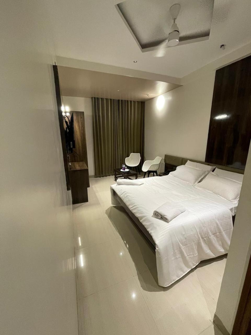 Model Grand Inn Bellary Exterior photo